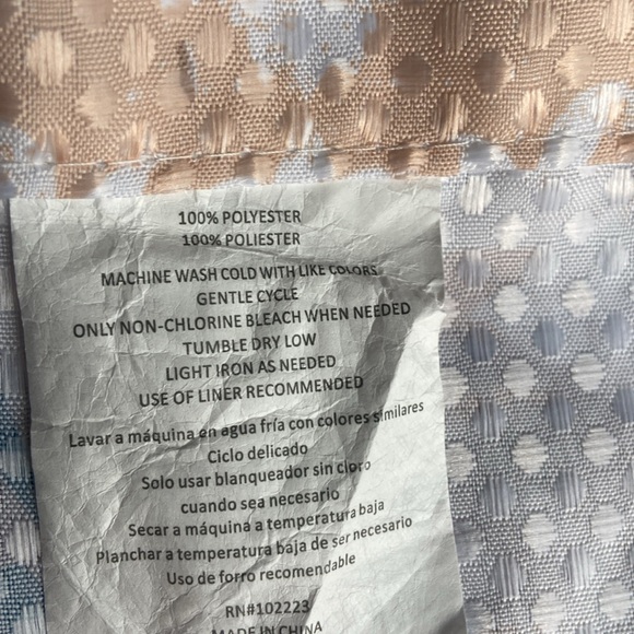 Like new shower curtain - Picture 7 of 7